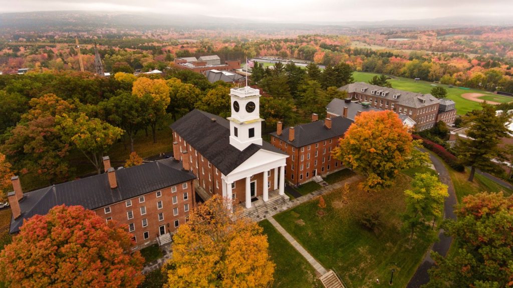 Amherst College in Massachusetts, a private liberal arts college, offers small classes, an open curriculum and focuses on undergraduate education. 