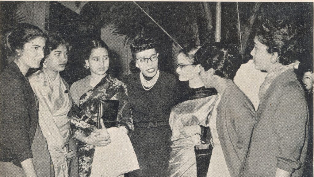 Coretta Scott King with Indian women. (Photograph courtesy Gandhi Smarak Nidhi/National Gandhi Museum)